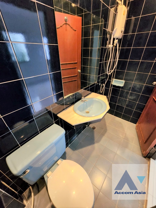 14  4 br House For Rent in Sukhumvit ,Bangkok BTS Bang Chak AA37434