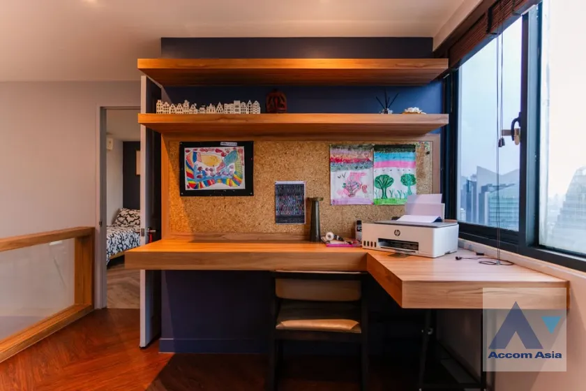 14  2 br Condominium For Rent in Sukhumvit ,Bangkok BTS Nana at Sukhumvit Suite AA37442