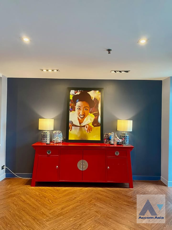 13  2 br Condominium For Rent in Sukhumvit ,Bangkok BTS Nana at Sukhumvit Suite AA37442