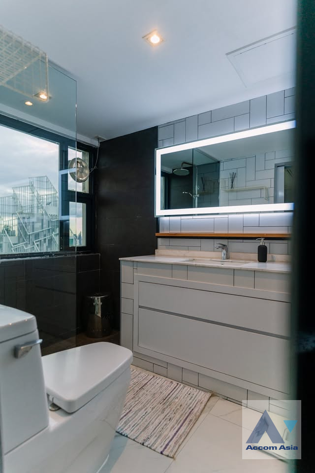 31  2 br Condominium For Rent in Sukhumvit ,Bangkok BTS Nana at Sukhumvit Suite AA37442