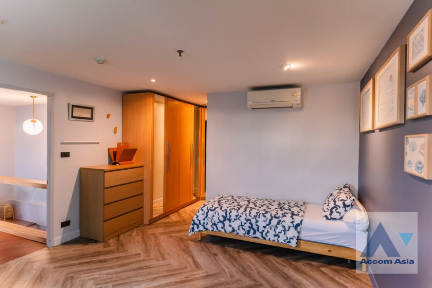 24  2 br Condominium For Rent in Sukhumvit ,Bangkok BTS Nana at Sukhumvit Suite AA37442