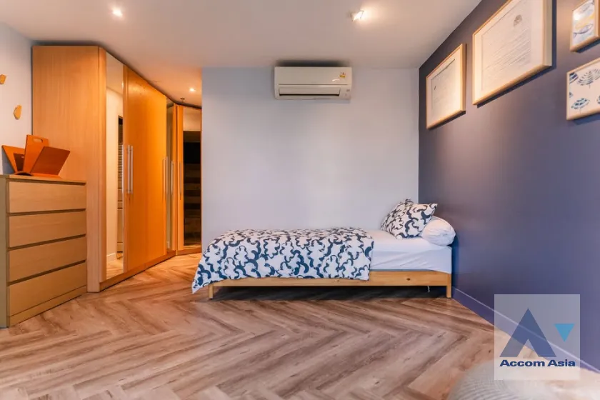25  2 br Condominium For Rent in Sukhumvit ,Bangkok BTS Nana at Sukhumvit Suite AA37442