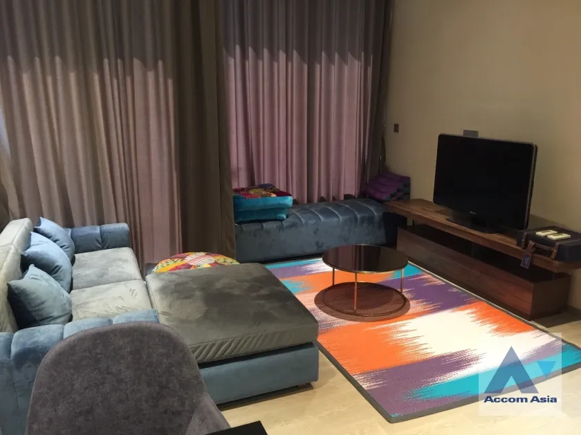 unit 1 Bedroom  Condominium For Rent & Sale in Sukhumvit, Bangkok  near MRT Sukhumvit - BTS Asok (AA37485)