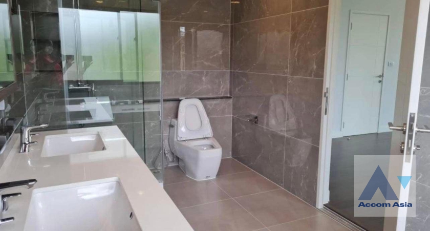 8  4 br House For Sale in Phaholyothin ,Bangkok  at Burasiri Watcharapol AA37486