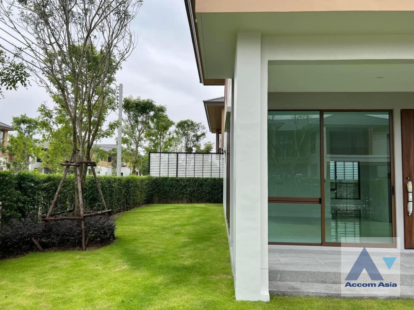 11  4 br House For Sale in Phaholyothin ,Bangkok  at Burasiri Watcharapol AA37486