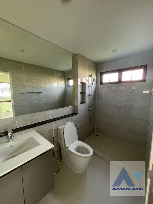 13  4 br House For Sale in Phaholyothin ,Bangkok  at Burasiri Watcharapol AA37486