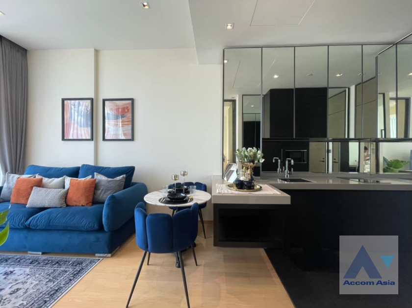  2  1 br Condominium For Rent in Ploenchit ,Bangkok BTS Chitlom at 28 Chidlom AA37490