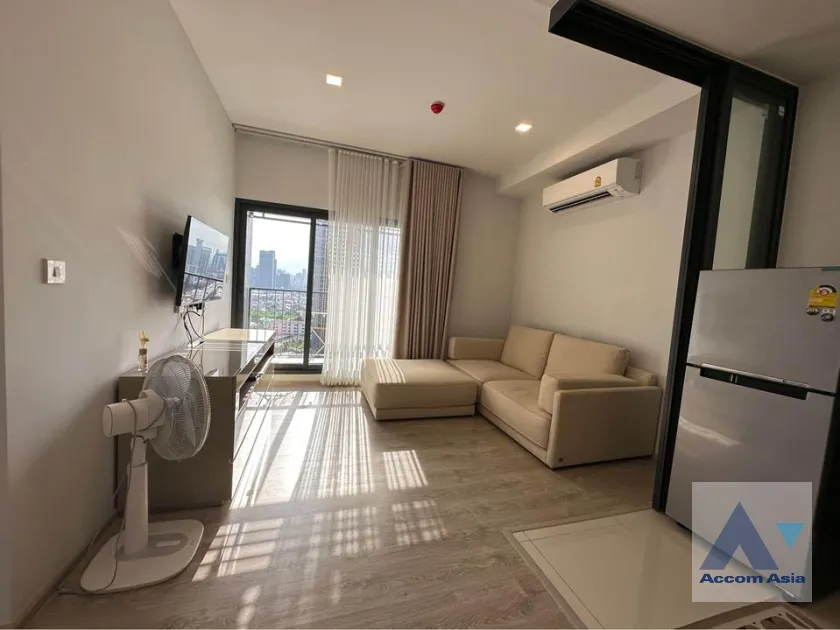 unit 2 Bedrooms  Condominium For Rent & Sale in Pattanakarn, Bangkok  near ARL Ramkhamhaeng (AA37491)