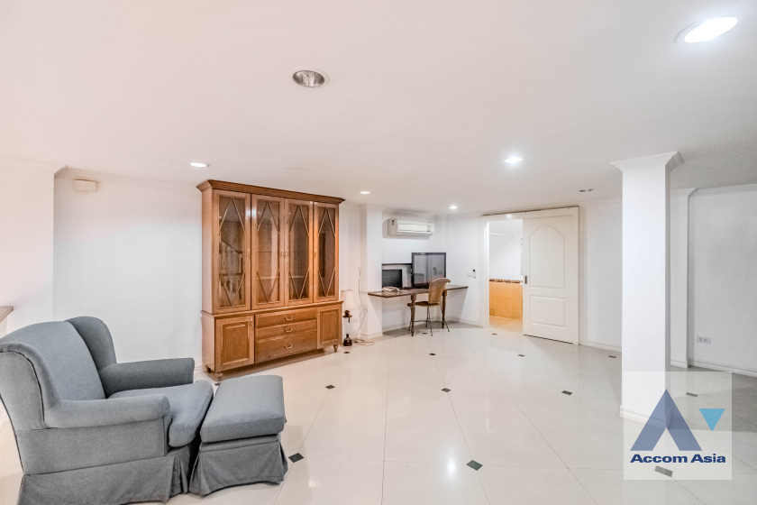 11  4 br Townhouse for rent and sale in Bang Na ,Bangkok BTS Bearing at Fantasia Villa 2 AA37499