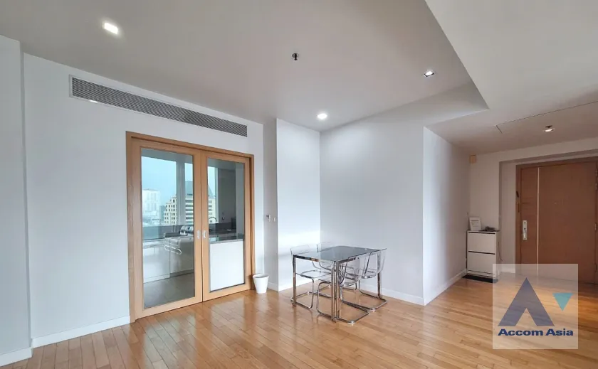 unit 3 Bedrooms  Condominium For Rent in Sukhumvit, Bangkok  near MRT Sukhumvit - BTS Asok (AA37532)