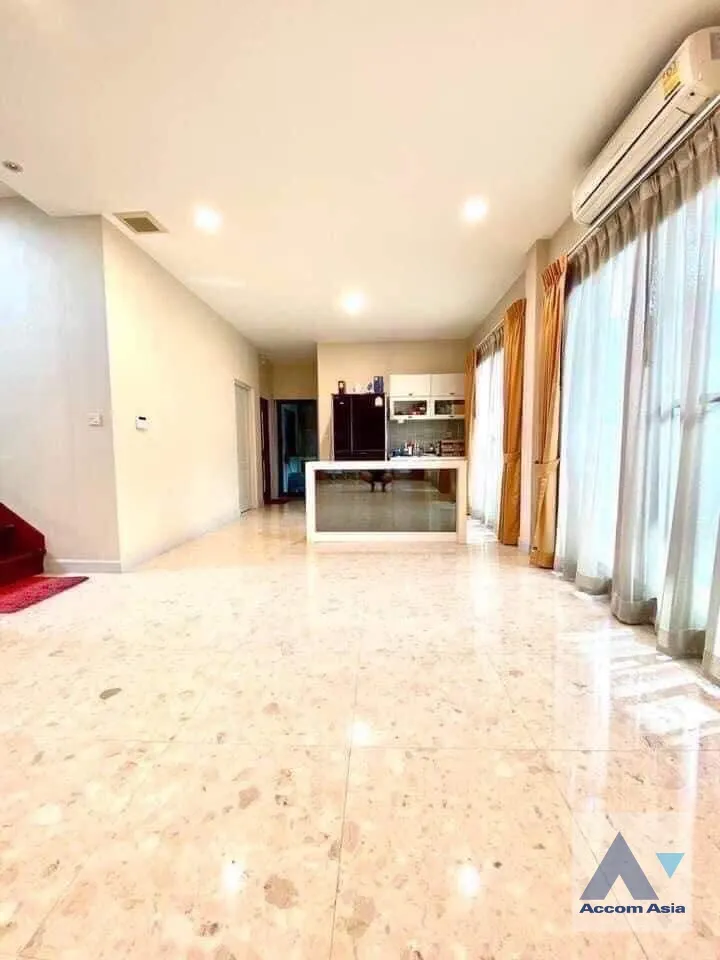 8  4 br House For Sale in  ,Nonthaburi  at Grand Bangkok Boulevar Ratchapruek – Rattanathibet AA37565