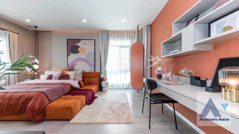 12  4 br House for rent and sale in Pattanakarn ,Bangkok  at Munthana Bangna - Wongwean AA37654