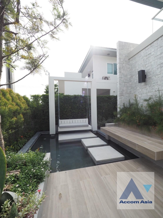 8  4 br House for rent and sale in Pattanakarn ,Bangkok  at Munthana Bangna - Wongwean AA37654