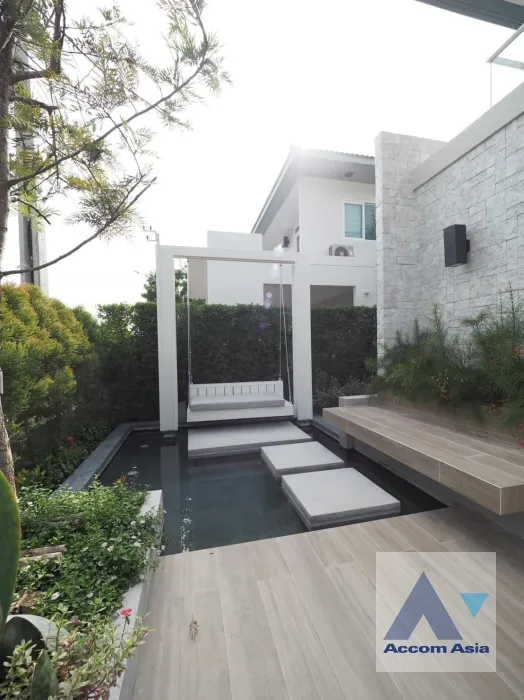 8  4 br House for rent and sale in Pattanakarn ,Bangkok  at Munthana Bangna - Wongwean AA37654