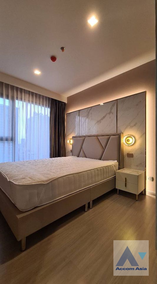 11  2 br Condominium For Rent in  ,Bangkok ARL Makkasan - MRT Rama 9 at Life Asoke Hype AA37657