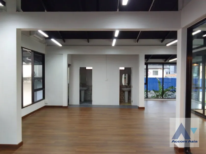 unitHome Office |  House For Rent in Lat Phrao, Bangkok  near MRT Sutthisan (AA37680)