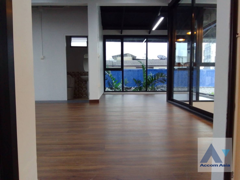 4  House For Rent in Lat Phrao ,Bangkok MRT Sutthisan AA37680