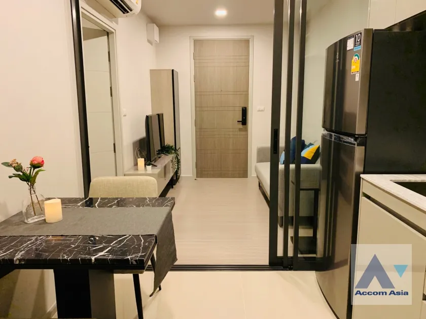 unit 1 Bedroom  Condominium For Rent & Sale in Sukhumvit, Bangkok  near BTS Ekkamai (AA37691)