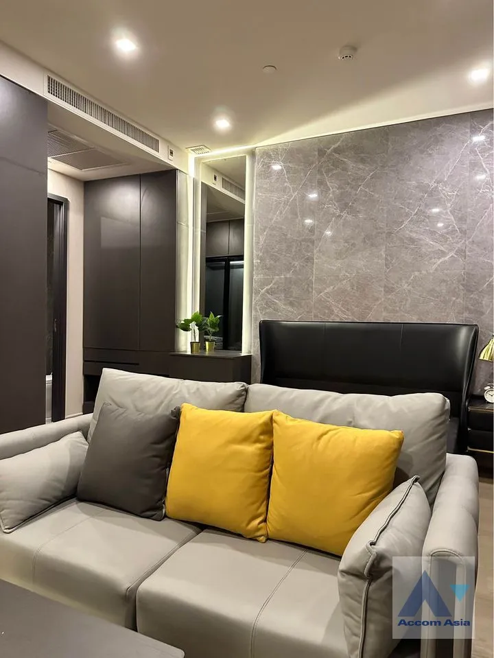 unit 1 Bedroom  Condominium For Rent in Sukhumvit, Bangkok  near BTS Asok - MRT Sukhumvit (AA37708)