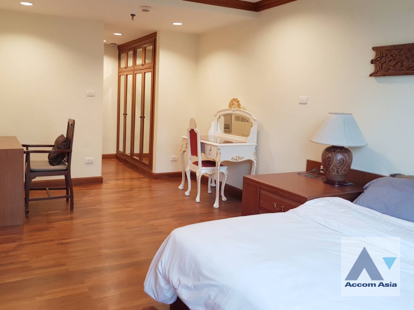 12  2 br Condominium For Rent in Ploenchit ,Bangkok BTS Chitlom at Somkid Gardens AA37721