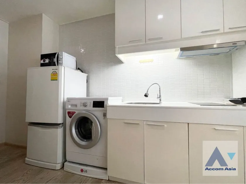 unit 1 Bedroom  Condominium For Rent in Sukhumvit, Bangkok  near BTS Thong Lo (AA37832)