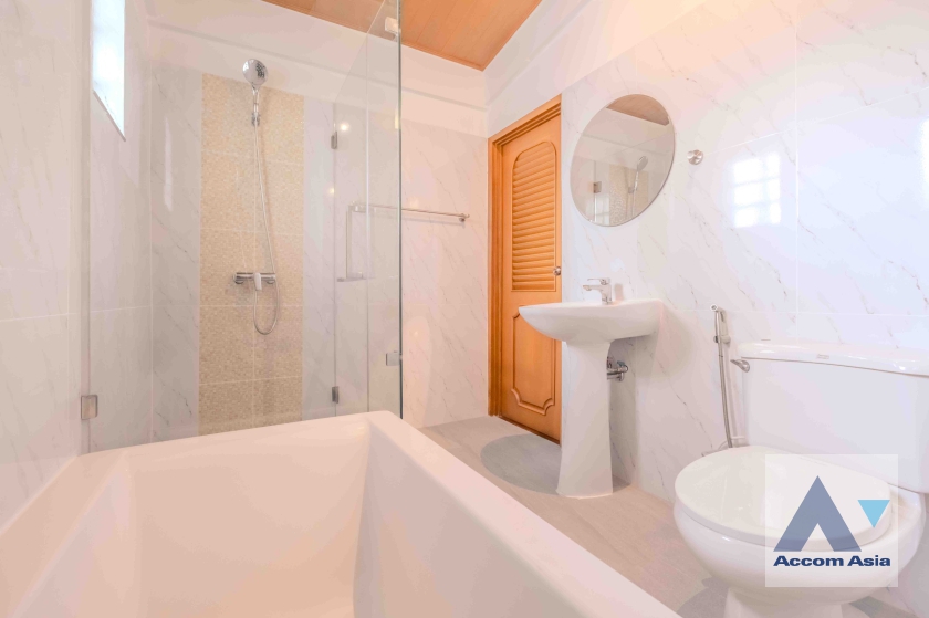 15  3 br House for rent and sale in Phaholyothin ,Bangkok BTS Victory Monument AA37860