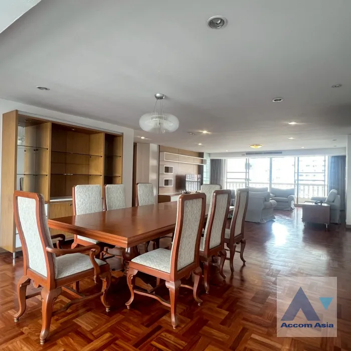 unitPet friendly |  3 Bedrooms  Apartment For Rent in Sukhumvit, Bangkok  near BTS Phrom Phong (AA37870)