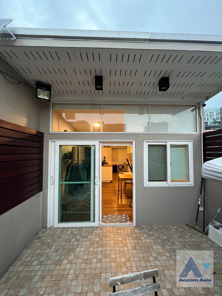 20  1 br Townhouse For Rent in Sukhumvit ,Bangkok BTS On Nut AA37943