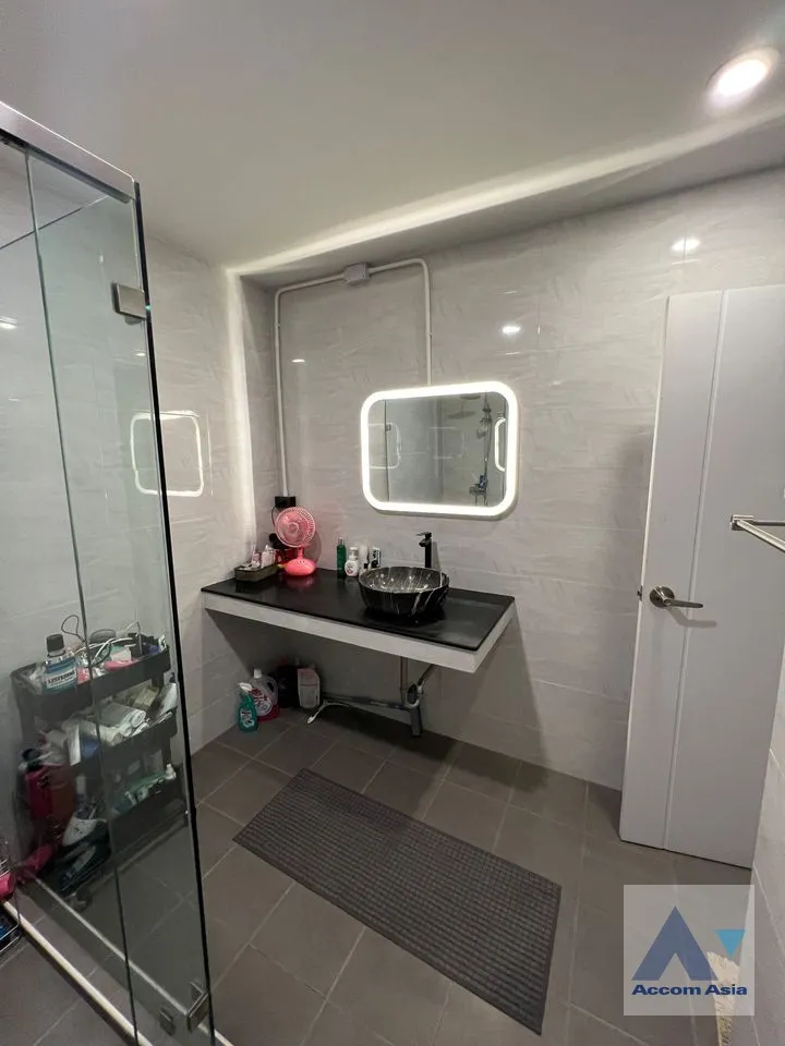 17  1 br Townhouse for rent and sale in Sukhumvit ,Bangkok BTS On Nut AA37943