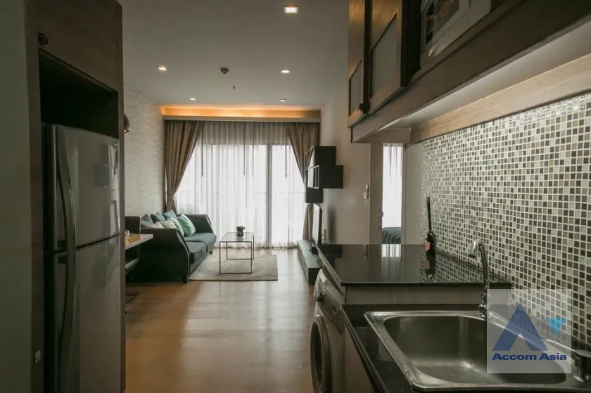 unit 1 Bedroom  Condominium For Rent in Sukhumvit, Bangkok  near BTS Phrom Phong (AA37978)