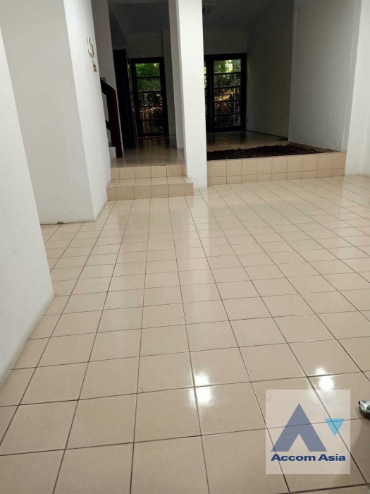 6  3 br Townhouse for rent and sale in Sukhumvit ,Bangkok BTS Phra khanong at Tara Mansion AA38012
