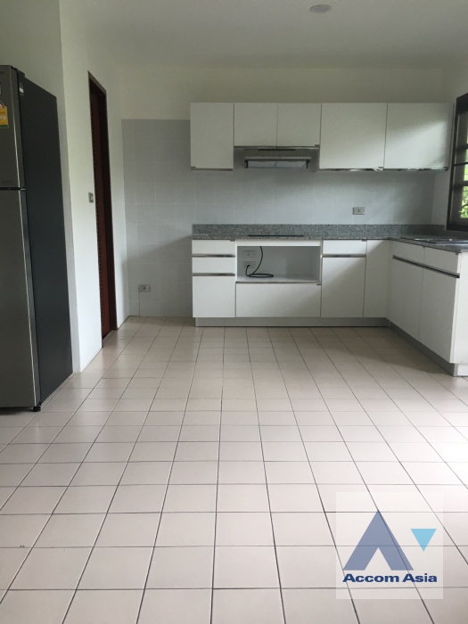 5  3 br Townhouse for rent and sale in Sukhumvit ,Bangkok BTS Phra khanong at Tara Mansion AA38012
