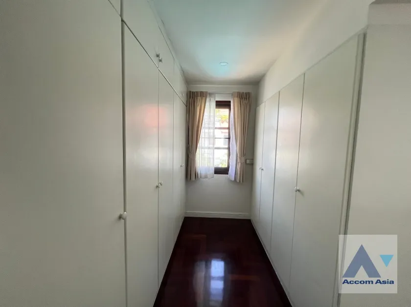 8  3 br Townhouse for rent and sale in Sukhumvit ,Bangkok BTS Phra khanong at Tara Mansion AA38012