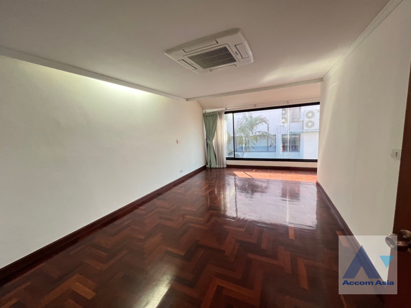  1  3 br Townhouse for rent and sale in Sukhumvit ,Bangkok BTS Phra khanong at Tara Mansion AA38012