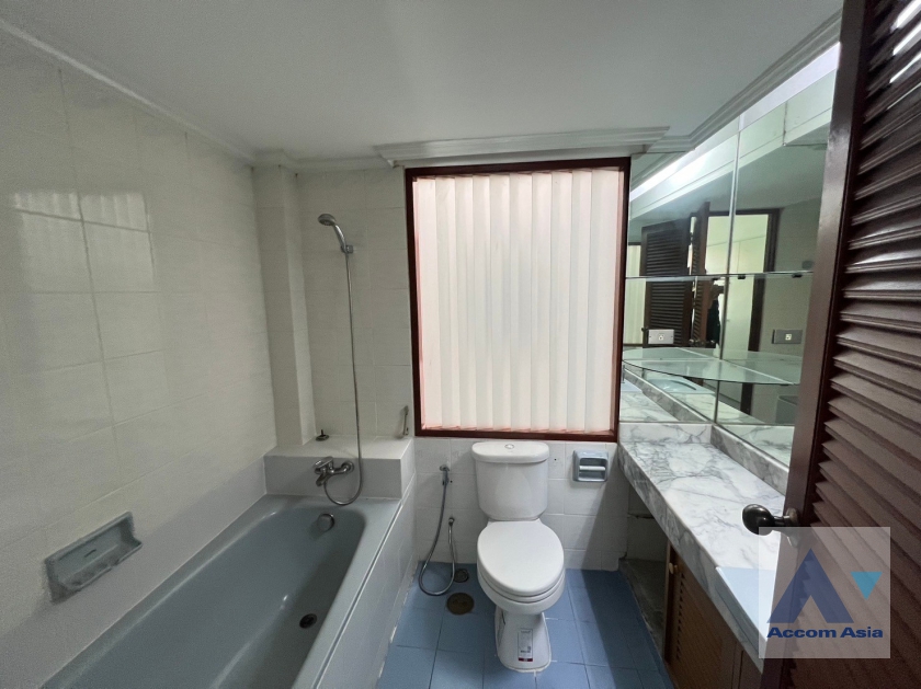 10  3 br Townhouse for rent and sale in Sukhumvit ,Bangkok BTS Phra khanong at Tara Mansion AA38012