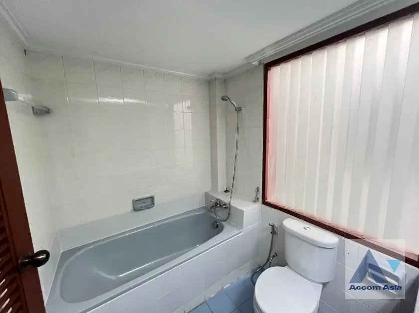 9  3 br Townhouse for rent and sale in Sukhumvit ,Bangkok BTS Phra khanong at Tara Mansion AA38012