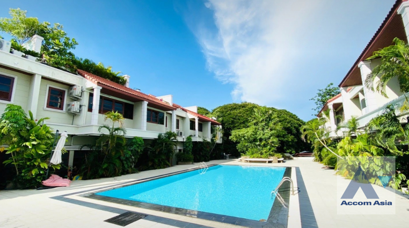  2  3 br Townhouse for rent and sale in Sukhumvit ,Bangkok BTS Phra khanong at Tara Mansion AA38012