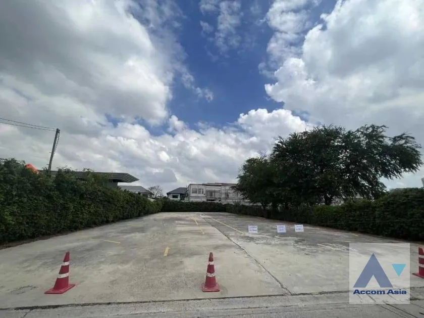 unit Land For Sale in Samutprakan, Samutprakan  (AA38025)