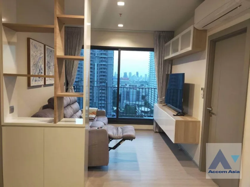  LIFE Asoke-Rama 9 Condominium  2 Bedroom for Rent MRT Rama 9 in Phaholyothin Bangkok