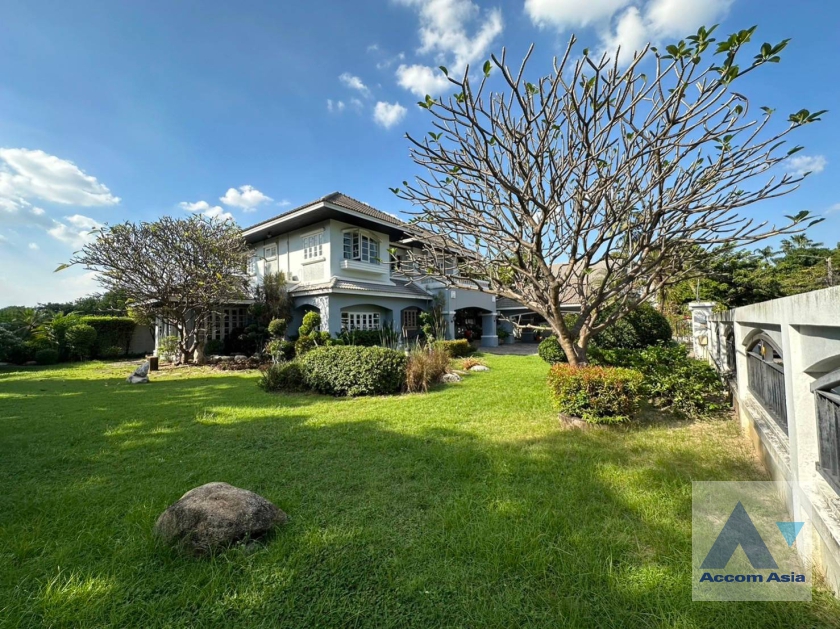 4  3 br House for rent and sale in Pattanakarn ,Bangkok BTS On Nut at Panya Pattanakarn Village AA38047