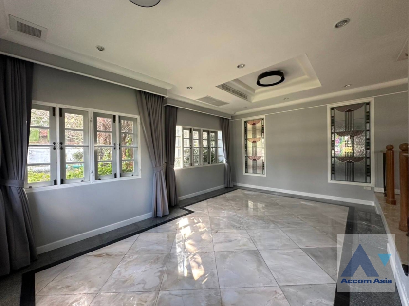 13  3 br House for rent and sale in Pattanakarn ,Bangkok BTS On Nut at Panya Pattanakarn Village AA38047