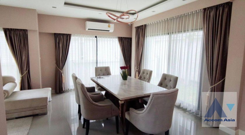  1  4 br House For Rent in Pattanakarn ,Bangkok  at Life Bangkok Boulevard Wongwaen-Onnut 2 AA38089