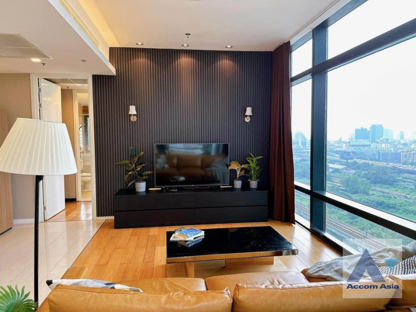 unit 2 Bedrooms  Condominium For Rent in New Phetchaburi, Bangkok  near MRT Phetchaburi (AA38106)