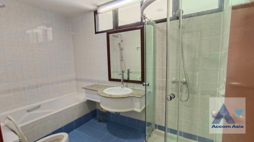 35  3 br Condominium for rent and sale in Sathorn ,Bangkok BTS Sala Daeng - MRT Lumphini at Sathorn Gardens AA38141