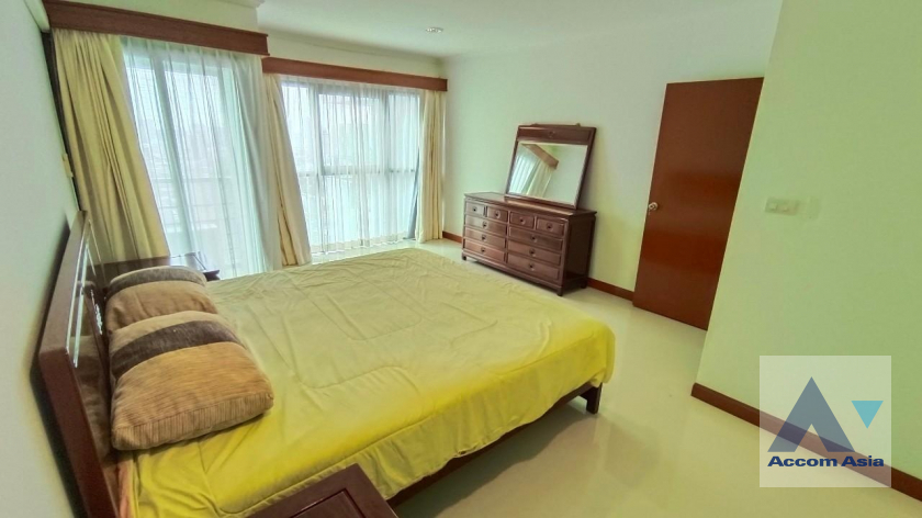 25  3 br Condominium for rent and sale in Sathorn ,Bangkok BTS Sala Daeng - MRT Lumphini at Sathorn Gardens AA38141