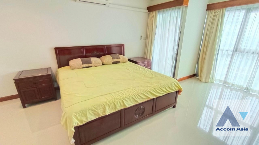 24  3 br Condominium for rent and sale in Sathorn ,Bangkok BTS Sala Daeng - MRT Lumphini at Sathorn Gardens AA38141