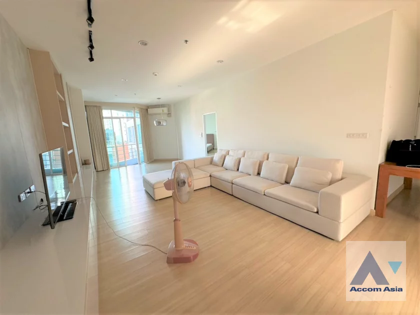 Condominium For Rent in Charoen Nakhon, Bangkok Code AA38209