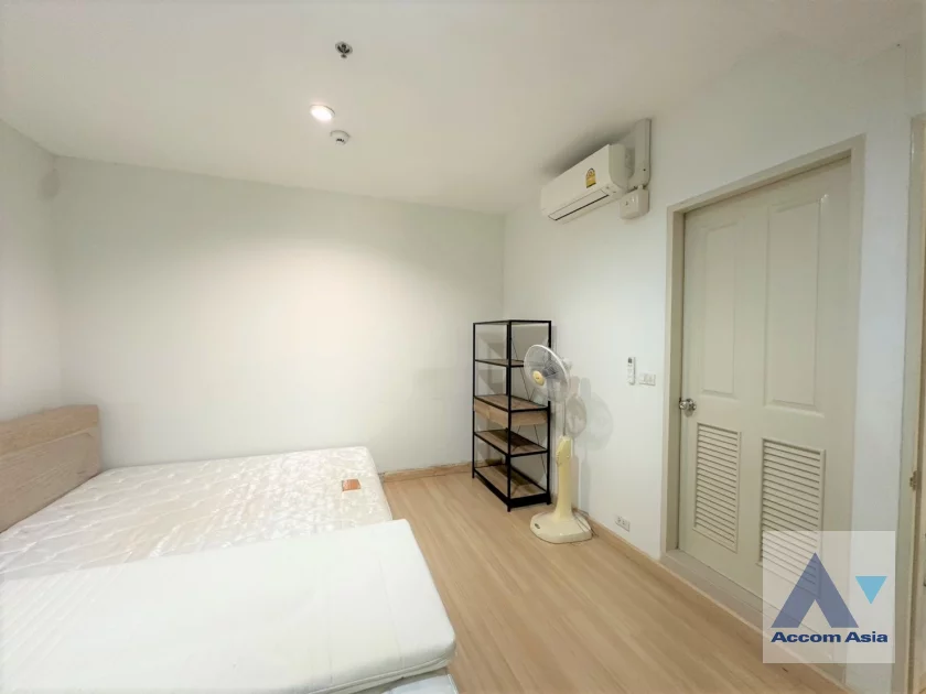12  3 br Condominium For Rent in Charoen Nakhon ,Bangkok BTS Krung Thon Buri at Baan Sathorn Chaophraya AA38209