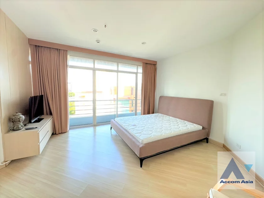 8  3 br Condominium For Rent in Charoen Nakhon ,Bangkok BTS Krung Thon Buri at Baan Sathorn Chaophraya AA38209