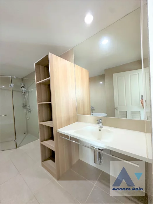 16  3 br Condominium For Rent in Charoen Nakhon ,Bangkok BTS Krung Thon Buri at Baan Sathorn Chaophraya AA38209
